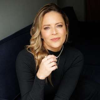 Dra. Julianny Freitas